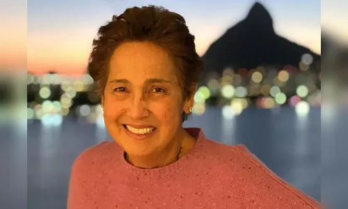 Atriz Claudia Jimenez morre aos 63 anos
