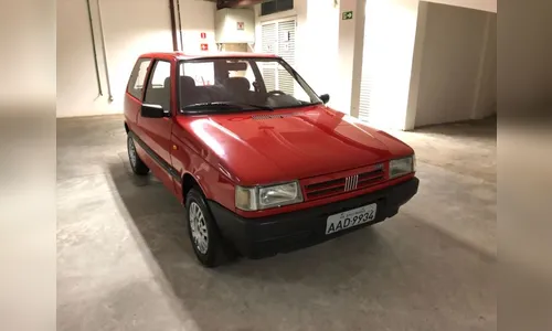 Fiat Uno estacionado na Rua Tucanos em Arapongas é furtado