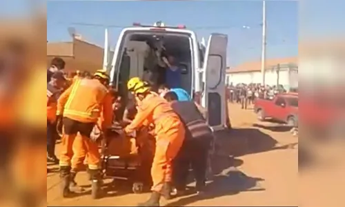Após 18 horas, criança é resgatada de buraco de 8 metros
