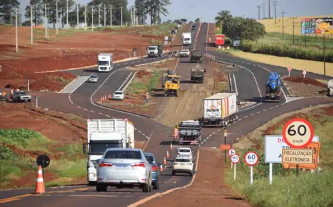 Na segunda-feira (15), a Usinagem  Vale do Ivaí, construtora da obra, liberou as alças laterais