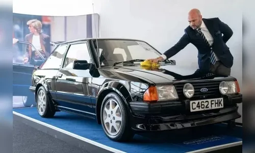Carro que pertenceu à princesa Diana é leiloado por R$ 4,3 milhões