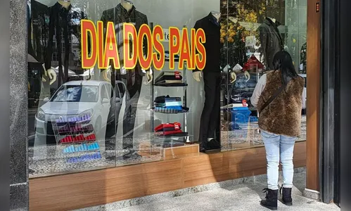 Arapongas atende em horário especial para compras do Dia dos Pais