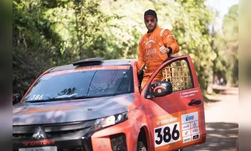 Leandro Lima, o Levi de Pantanal, capota o carro no Rally dos Sertões