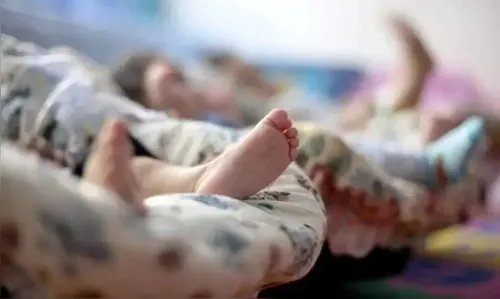 Padrasto e mãe são presos por suspeita de tortura e morte de bebê