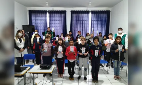 Agentes de endemias de Apucarana realizam palestras sobre a dengue