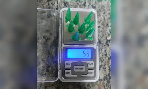 PM prende homem e apreende dois adolescentes com cocaína em Apucarana