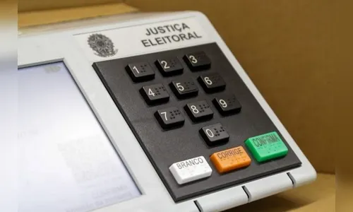 TSE proíbe porte de arma em locais de votação durante as eleições 2022