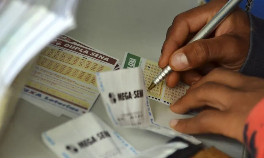 As apostas podem ser feitas até as 19h nas lotéricas ou pelo site da Caixa.