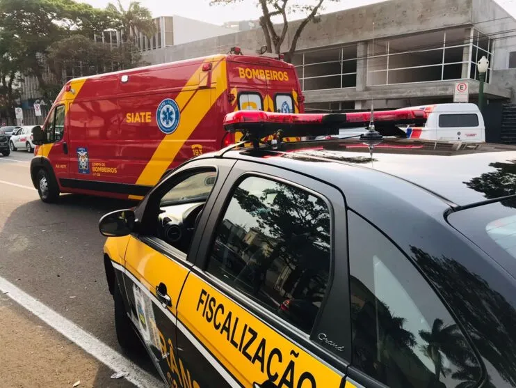 O Corpo de Bombeiros esteve no local após ser acionado por populares