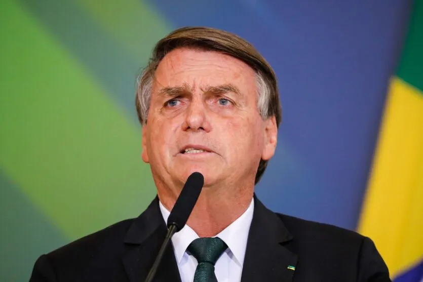 No dia da morte da rainha, Bolsonaro havia dito que avaliava ir ao funeral