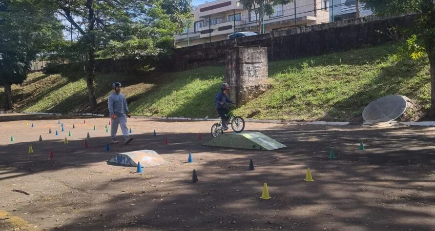 Projeto acontece aos sábados, no Lagoão, em Apucarana