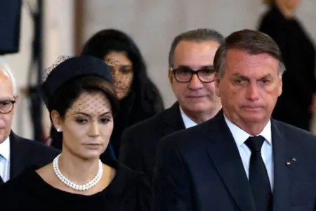 A Corte determinou a imediata remoção dos vídeos do discurso de Bolsonaro na sacada da Embaixada Brasileira em Londres