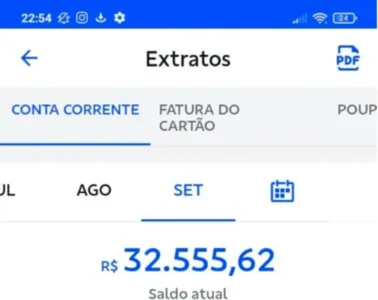 A mulher teve um grande susto ao receber uma notificação do aplicativo bancário informando o novo saldo da conta