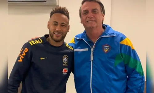 Neymar declara apoio para Jair Bolsonaro e faz dancinha; vídeo
