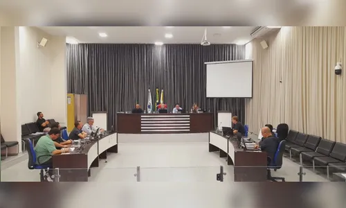 Vereadores pedem votos para candidatos de Apucarana