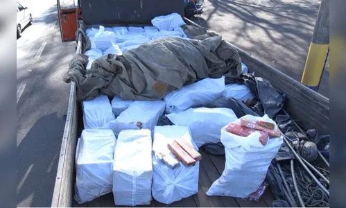 Caminhoneiro é preso com 1 tonelada de maconha no Paraná