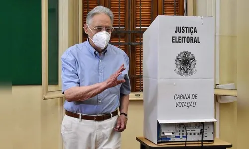 FHC defende voto contra Bolsonaro e a favor da democracia na eleição