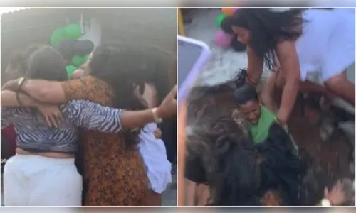 Mulheres caem em fossa após chão ceder durante festa; vídeo