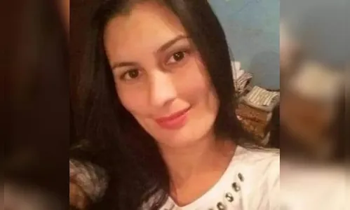 Mulher é morta pelo namorado com golpe de estilete no pescoço