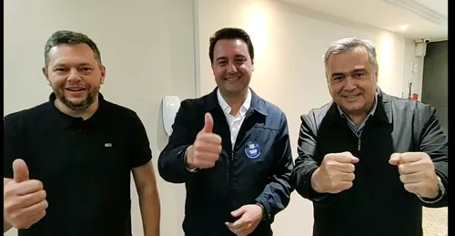 Ratinho Junior contente com campanha em Apucarana