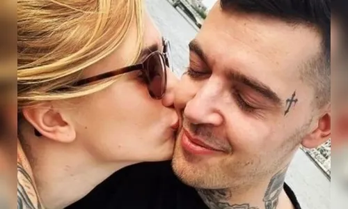 Homem foge com amante para “salvar órfãos”, mas abandona os filhos