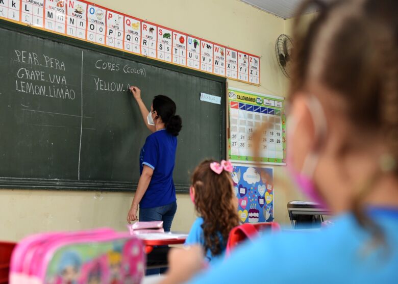 São Pedro do Ivaí insere disciplina de Inglês nas escolas