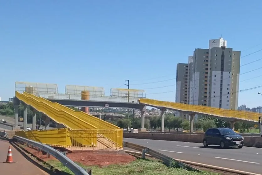 A estrutura está próxima das ruas Caracas e Ivan Sérgio Ataíde Vicente, no bairro Gleba Palhano, zona Sul da cidade