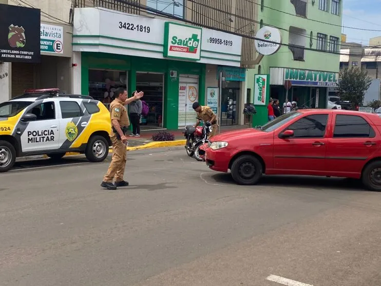 Acidente ocorreu no centro de Apucarana, nesta sexta (7)
