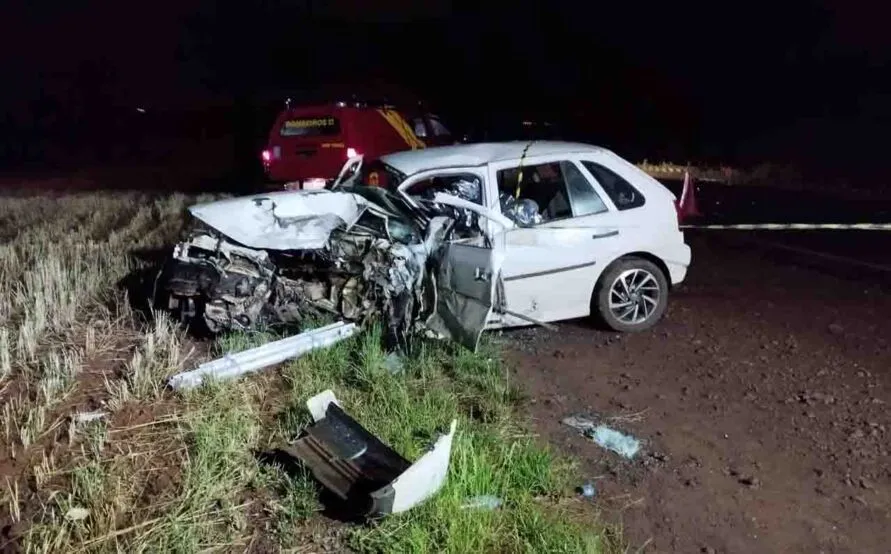 Colisão foi entre  um VW/Gol e um GM/Celta próximo a localidade de Vista Alegre, em Francisco Beltrão