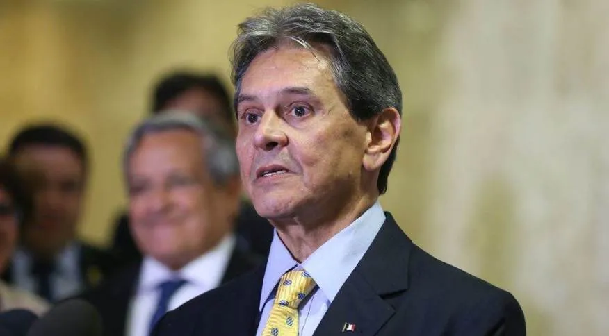 O aliado de presidente Bolsonaro deve ser transferido para o Bangu 8 ainda nesta segunda