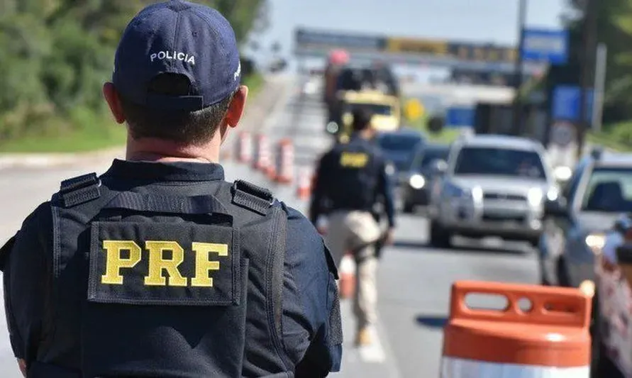 Veja os pontos com bloqueios em rodovias do Paraná nesta quinta