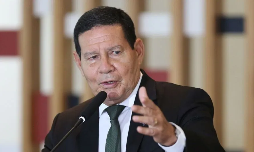 vice-presidente Hamilton Mourão (PRTB)