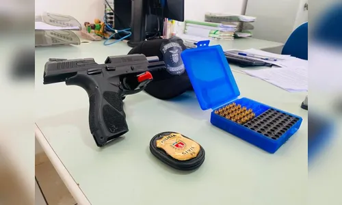 Polícia Civil apreende arma em edifício no centro de Apucarana