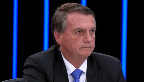 Bolsonaro pediu para que jovens conduzam os idosos para a votação
