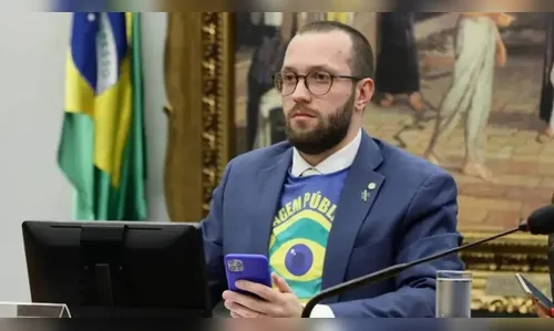 Filipe Barros solicita mudanças urgentes no aplicativo Pardal