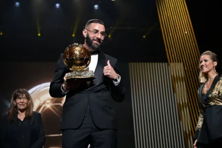 Karim Benzema venceu o prêmio Bola de Ouro