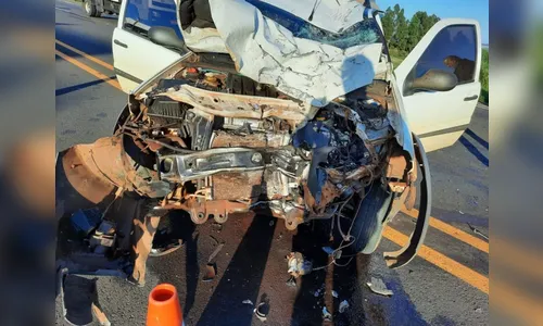 Adolescentes morrem em grave acidente na PR-444