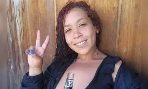 Mulher de 20 anos é encontrada morta enrolada em saco plástico