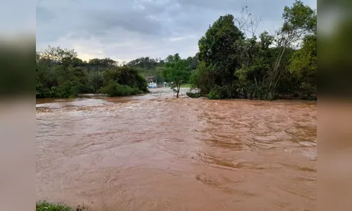 Cidade do PR decreta estado de calamidade por conta de fortes chuvas