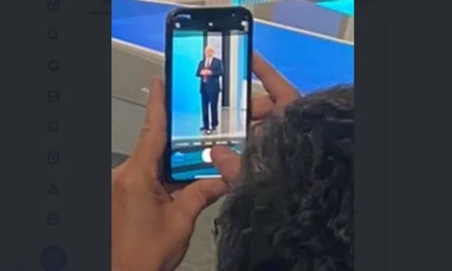 Sergio Moro tira foto de Lula durante debate para postar no Instagram