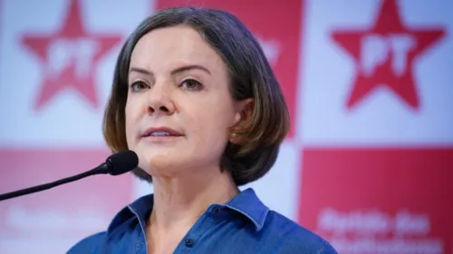 deputada federal pelo Paraná e presidente Nacional do Partido dos Trabalhadores, Gleisi Hoffmann