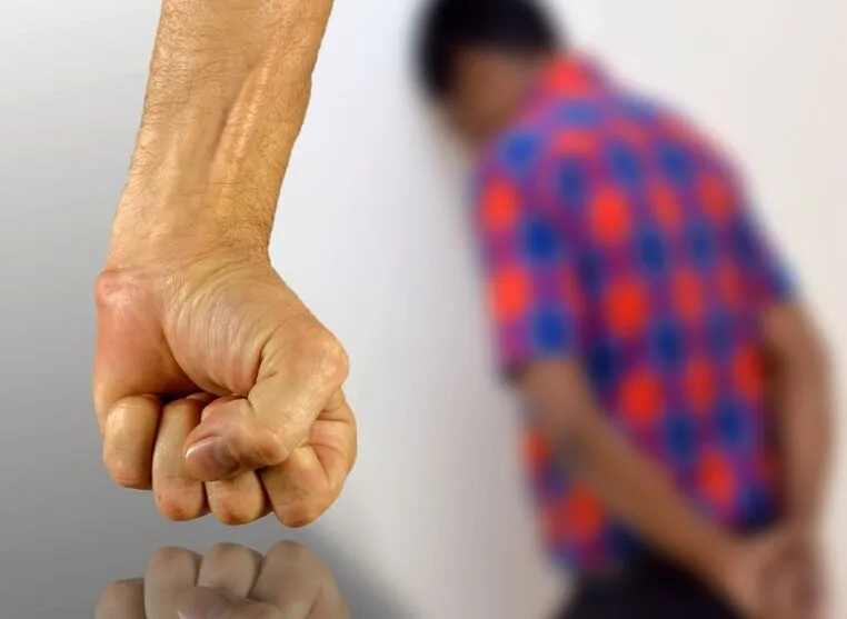 Ambos os homens foram encaminhados para o destacamento policial, onde foi feito um termo circunstanciado