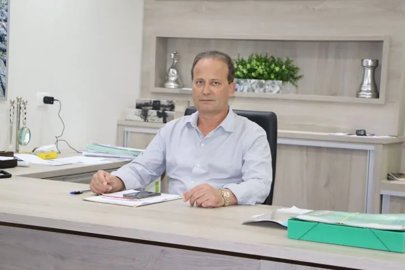 Carlos Gil, presidente da Amuvi, defende mudança de sede para Borrazópolis
