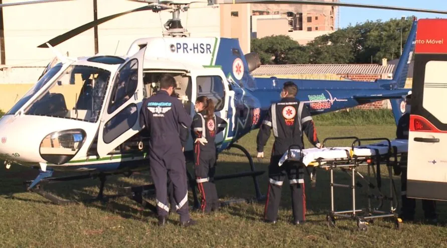 Devido a gravidade, o homem foi transferido de helicóptero até o Hospital Santa Casa, de Maringá