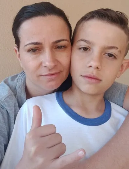 Joice Dias e o filho Nicolas