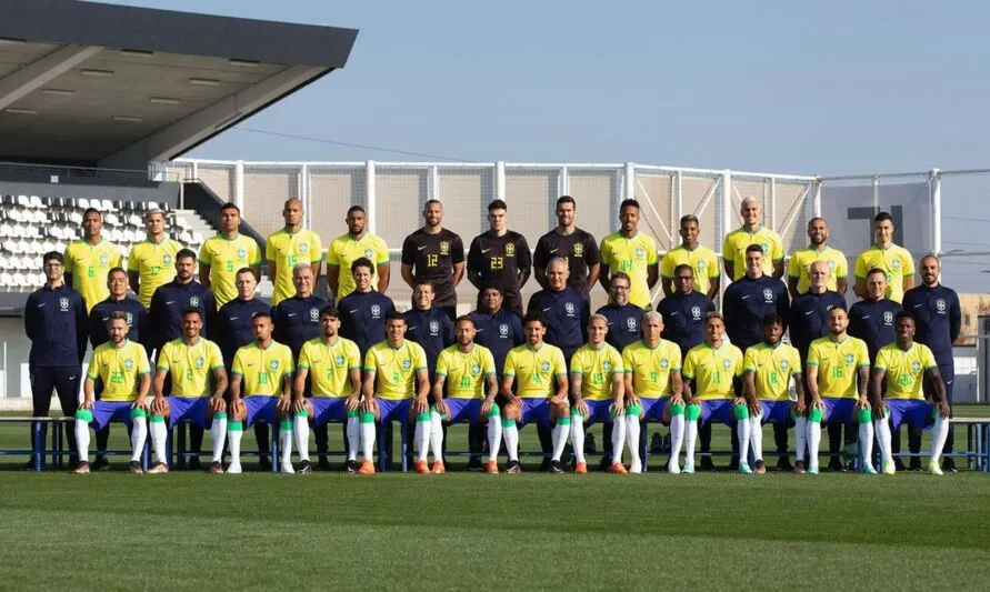 A seleção chegou a Doha no final da tarde deste domingo (19), horário de Brasília