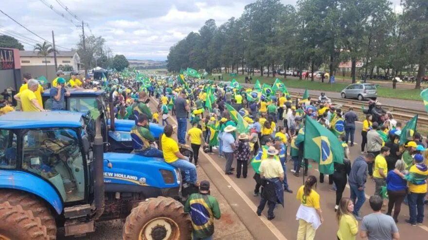 Através de grupos de mensagens, alguns comerciantes e empresários confirmaram a participação nas paralizações