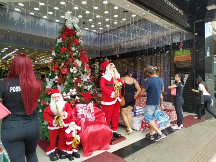 Comércio vai atender das 8 às 18 neste domingo, dia 11, e não mais no domingo, dia 18