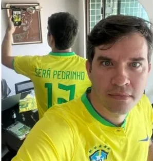 Em vez disso, a empresa enviou três uniformes do time do Brasil com as palavras “será Pedrinho”, “será Maria Clara” e “será Paulinha”