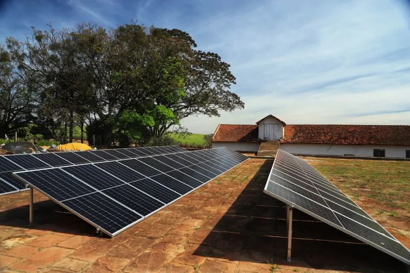 Energia pelo sistema fotovoltaico é uma das alternativas para o produto rural estimulada pelo governo do Paraná através do programa RenovaPR